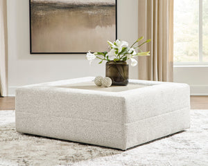 Aria Ottoman
