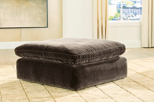Avery Ottoman