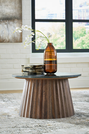 Ceilby Accent Cocktail Table