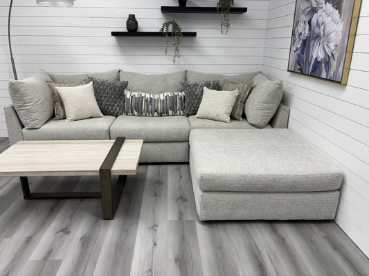 Brand New Arcadia 4 Piece Modular Sectional
