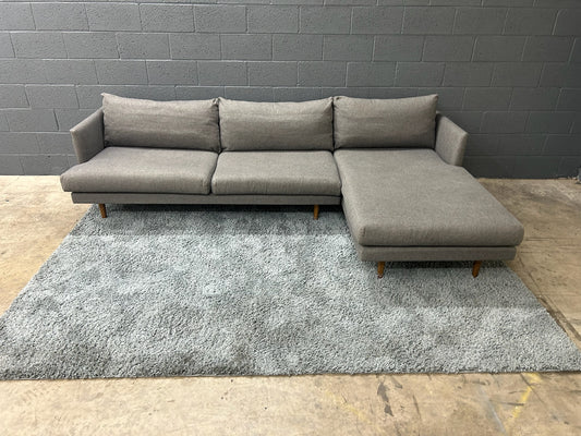 Article Burrard Sectional