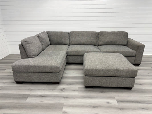 Thomasville Grey Sectional with Ottoman